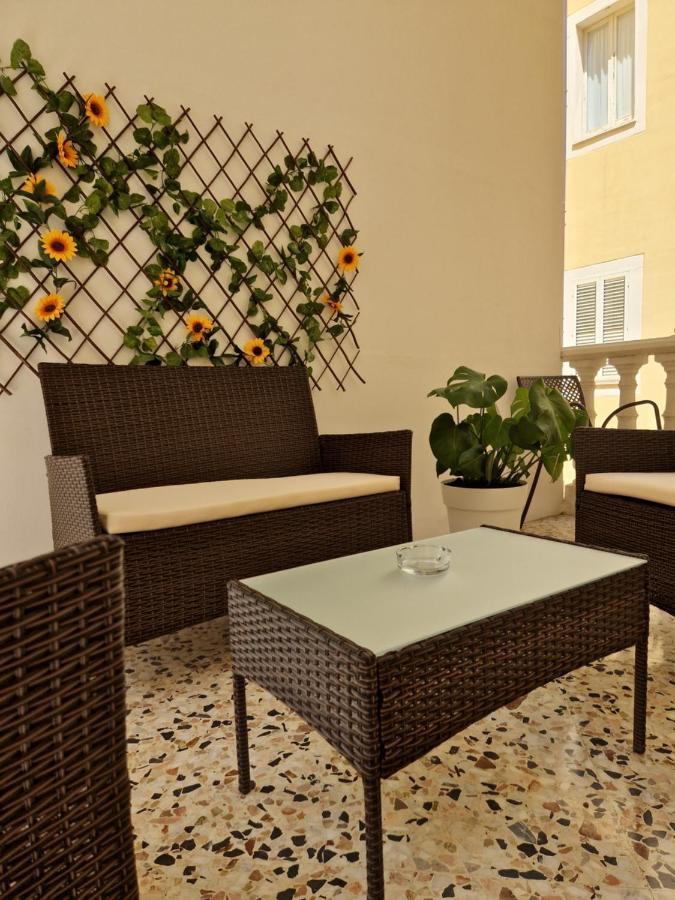 Tamborino Terrace Apartment - Salento Apartments Collection Lecce Luaran gambar